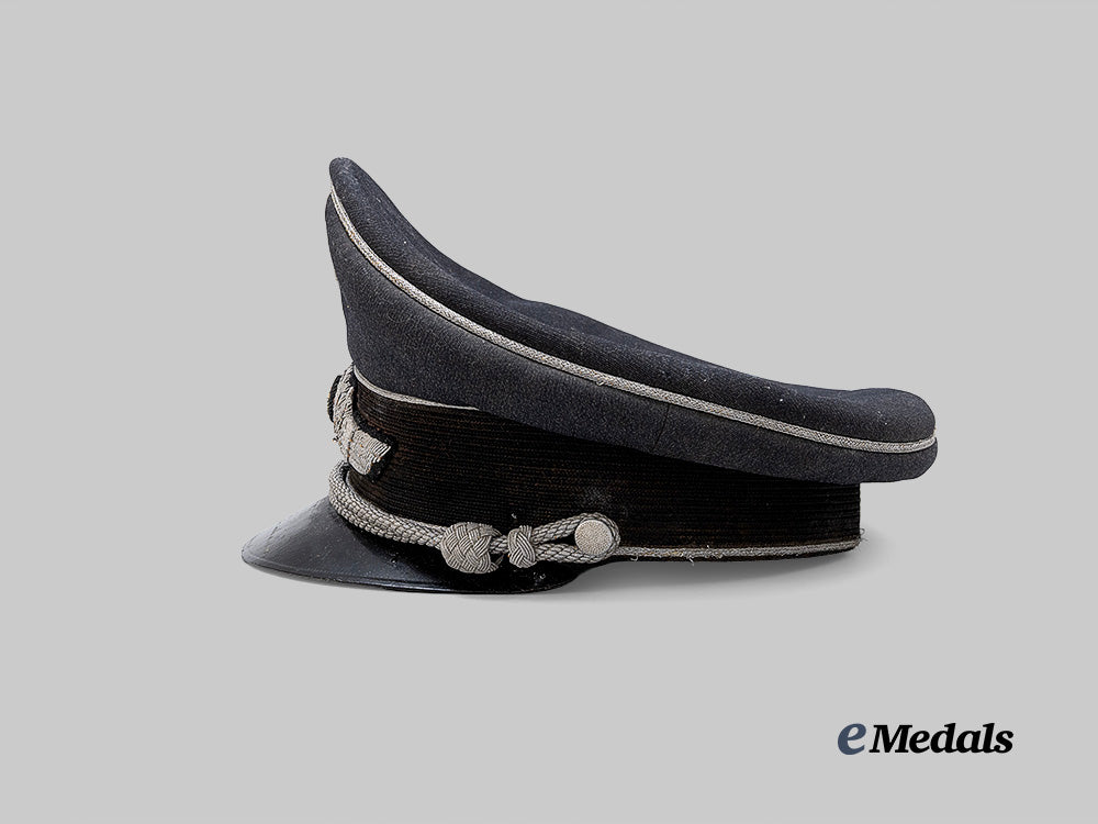 germany,_luftwaffe._an_officer’s_visor_cap_e_medals__g62896_5