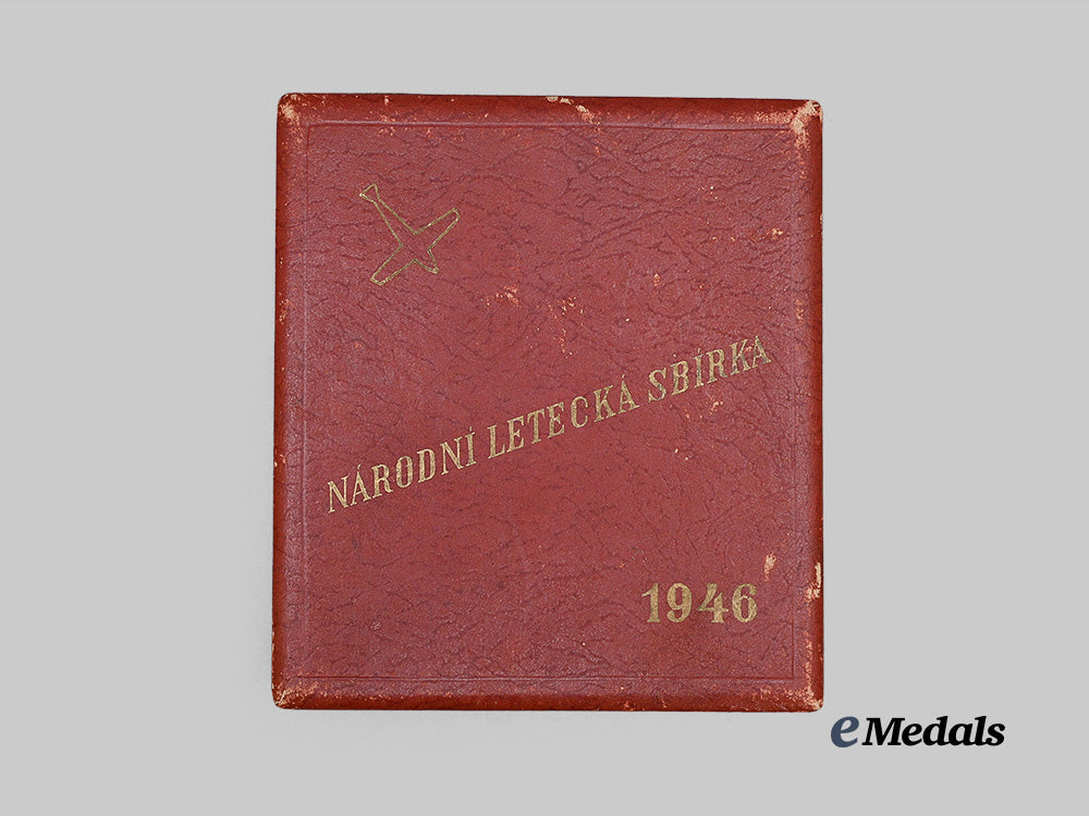 czechoslovakia,_republic._a_set_of_national_aviation_plaques_e_medals__m0625-136_2