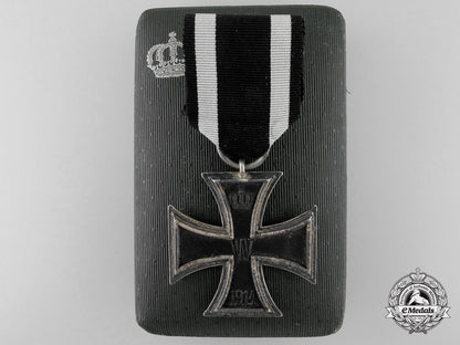 an_iron_cross19142_nd_class_with_case_by_carl_dillenius_k_001_1