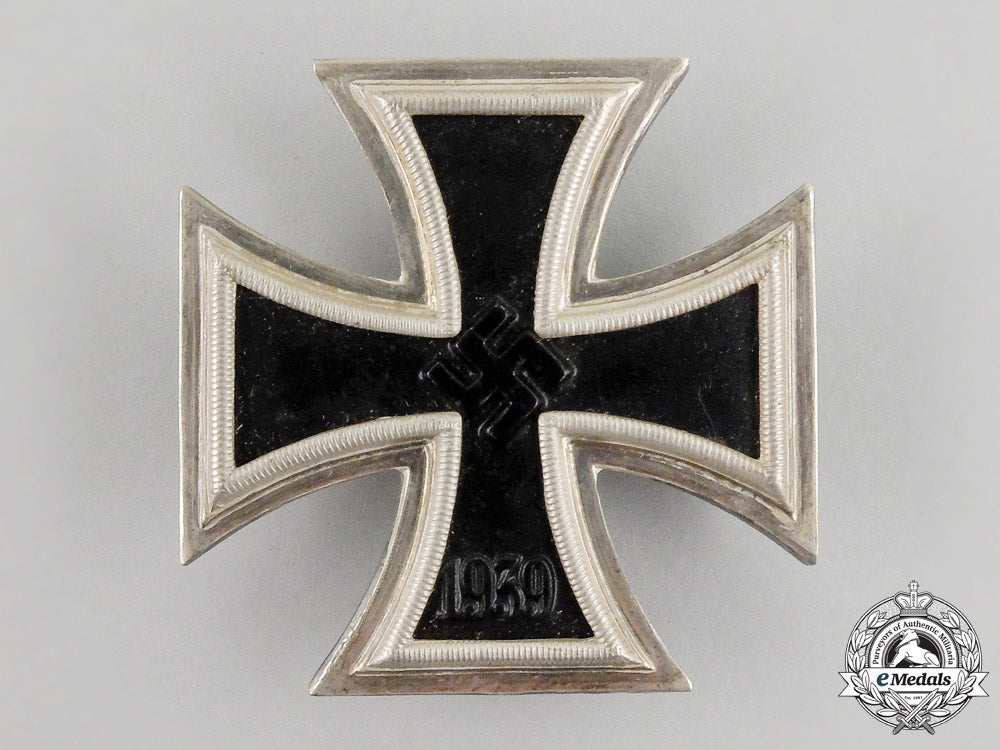 a_mint_iron_cross1939_second_class_in_by_wilhelm_deumer_k_012_1