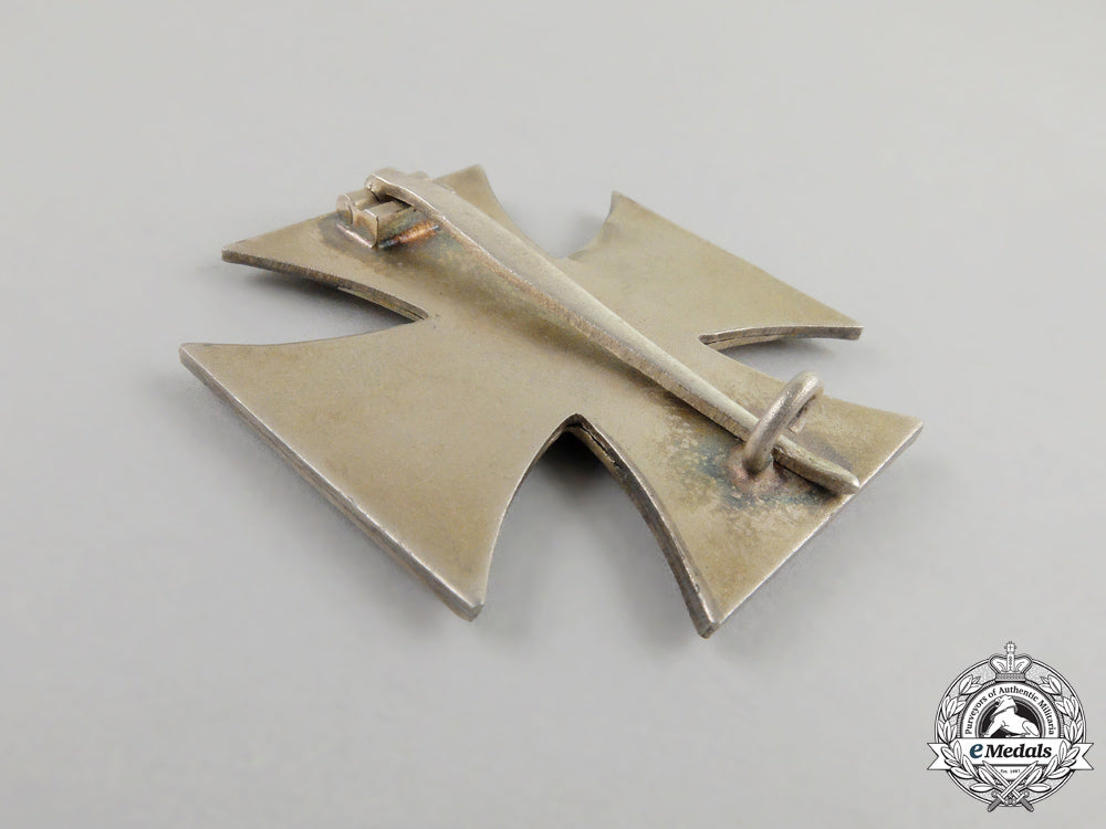 a_mint_iron_cross1939_second_class_in_by_wilhelm_deumer_k_015_1