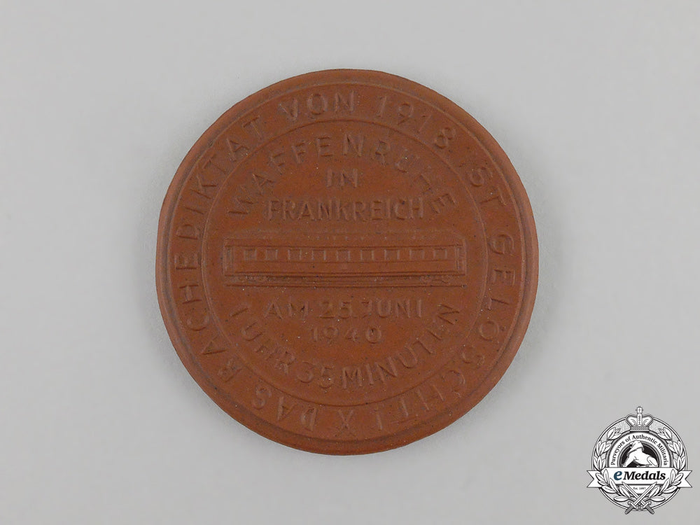 a1940_cease-_fire_in_france_commemorative_table_medal_k_029