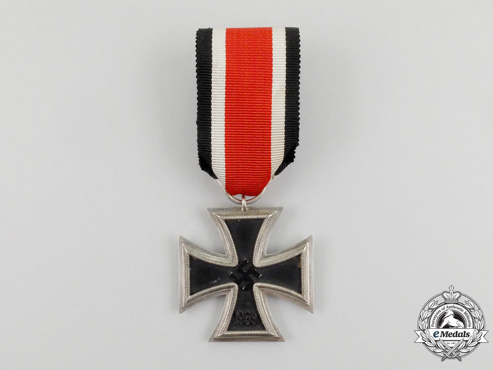 an_iron_cross1939_second_class_with_boutonniere_k_120_1