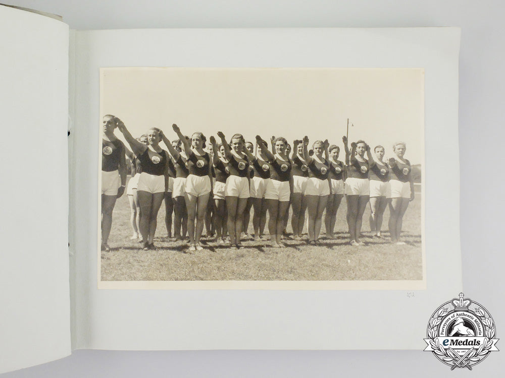 a1939_gau_finals_teenage_sports_photo_album_k_143_2