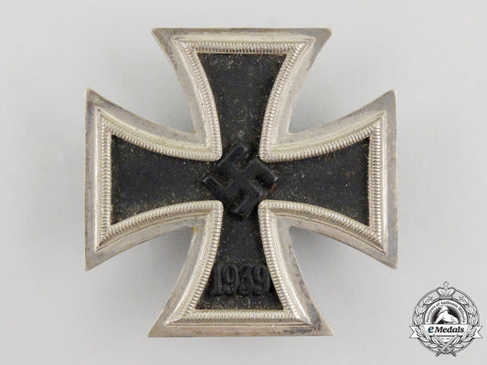 an_iron_cross1939_first_class_by_paul_meybauer_of_berlin_k_176_1