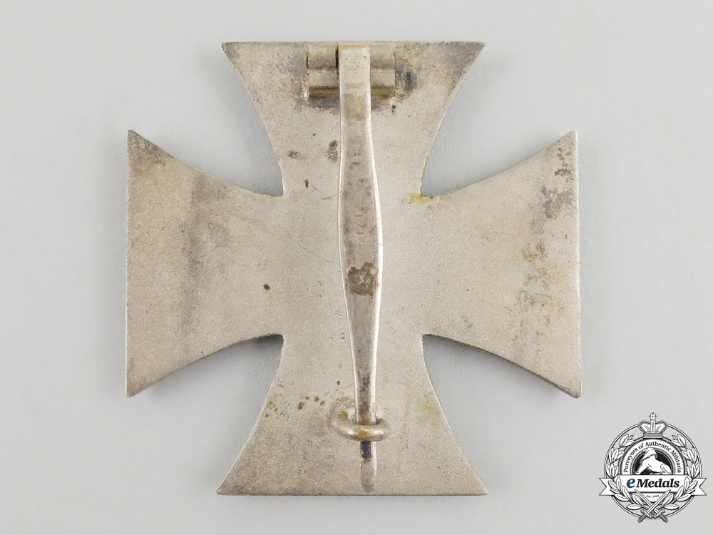 an_iron_cross1939_first_class_by_paul_meybauer_of_berlin_k_177_1