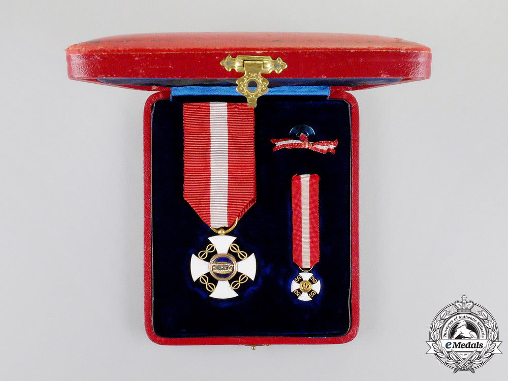 an_order_of_the_crown_of_italy_in_gold;_knight_with_miniature_k_287_3