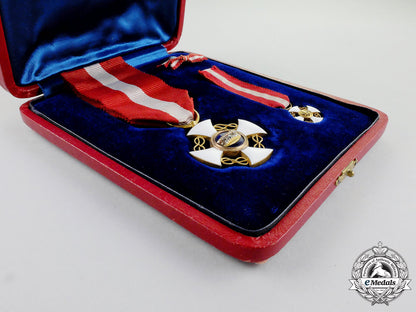 an_order_of_the_crown_of_italy_in_gold;_knight_with_miniature_k_288_1_3