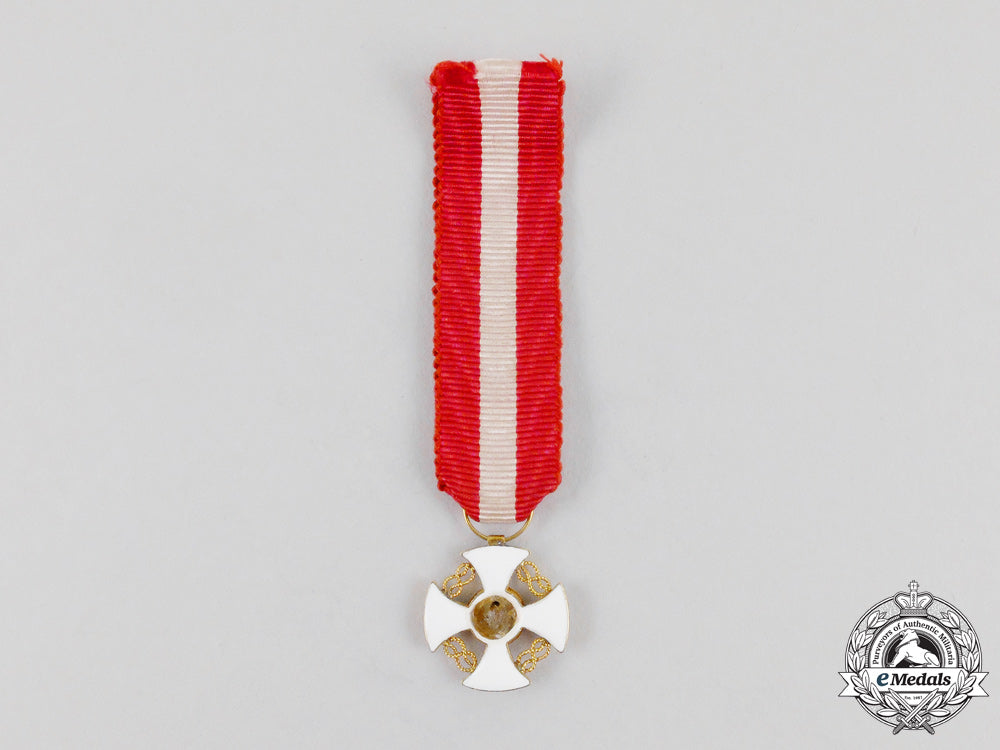 an_order_of_the_crown_of_italy_in_gold;_knight_with_miniature_k_297_2