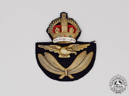 a_second_war_royal_canadian_air_force(_rcaf)_officer's_cap_badge_k_319_2