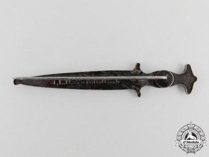 an_sa1933-_model_dagger_miniature_stick_pin_k_323_2