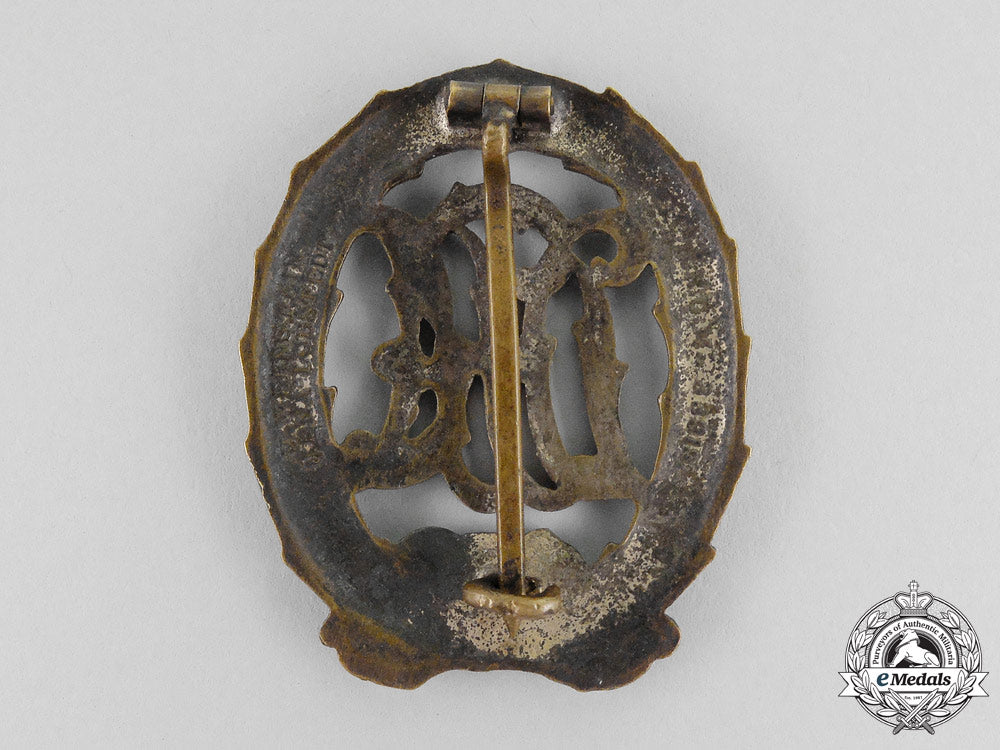 a_silver_grade_drl_sports_badge_with_miniature_stickpin;1957_version_k_327_1