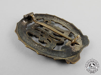 a_silver_grade_drl_sports_badge_with_miniature_stickpin;1957_version_k_329_2