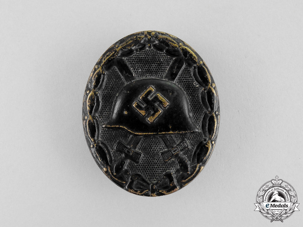 a_second_war_german_black_grade_wound_badge_with_first_war_stickpin_k_346_1