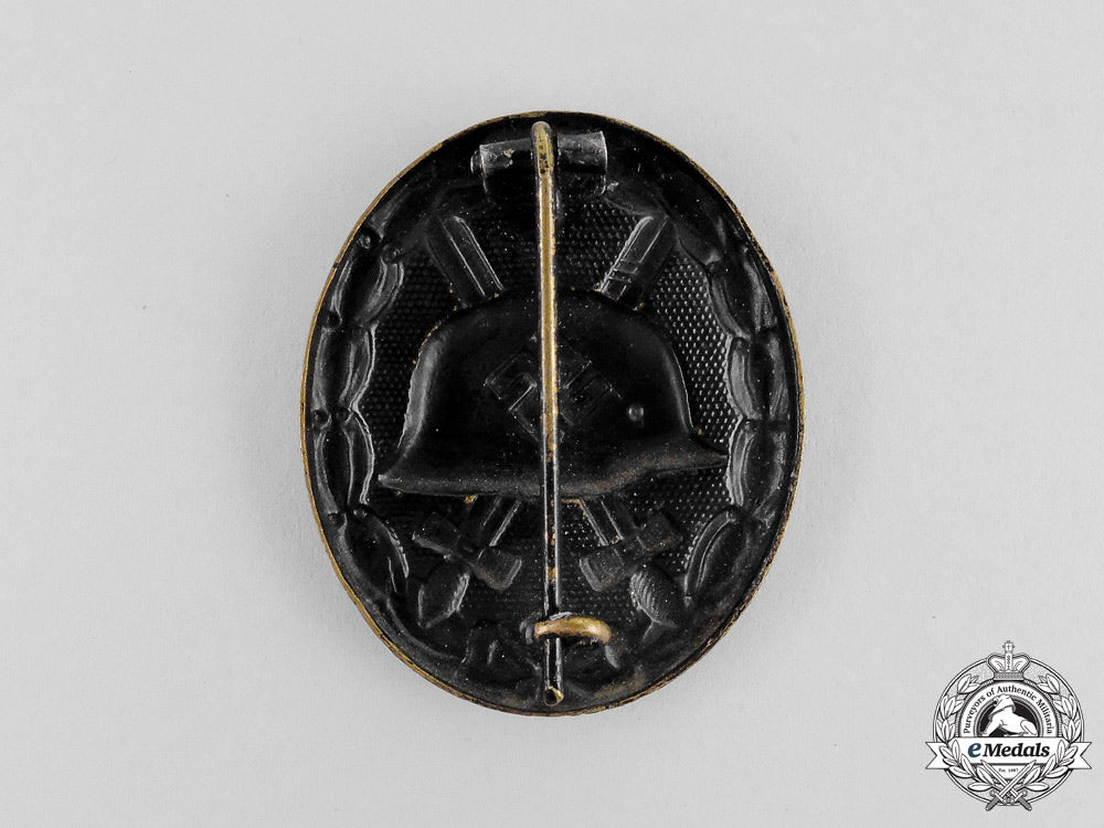 a_second_war_german_black_grade_wound_badge_with_first_war_stickpin_k_347_1