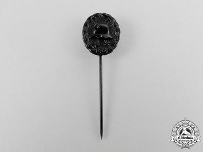 a_second_war_german_black_grade_wound_badge_with_first_war_stickpin_k_349_1