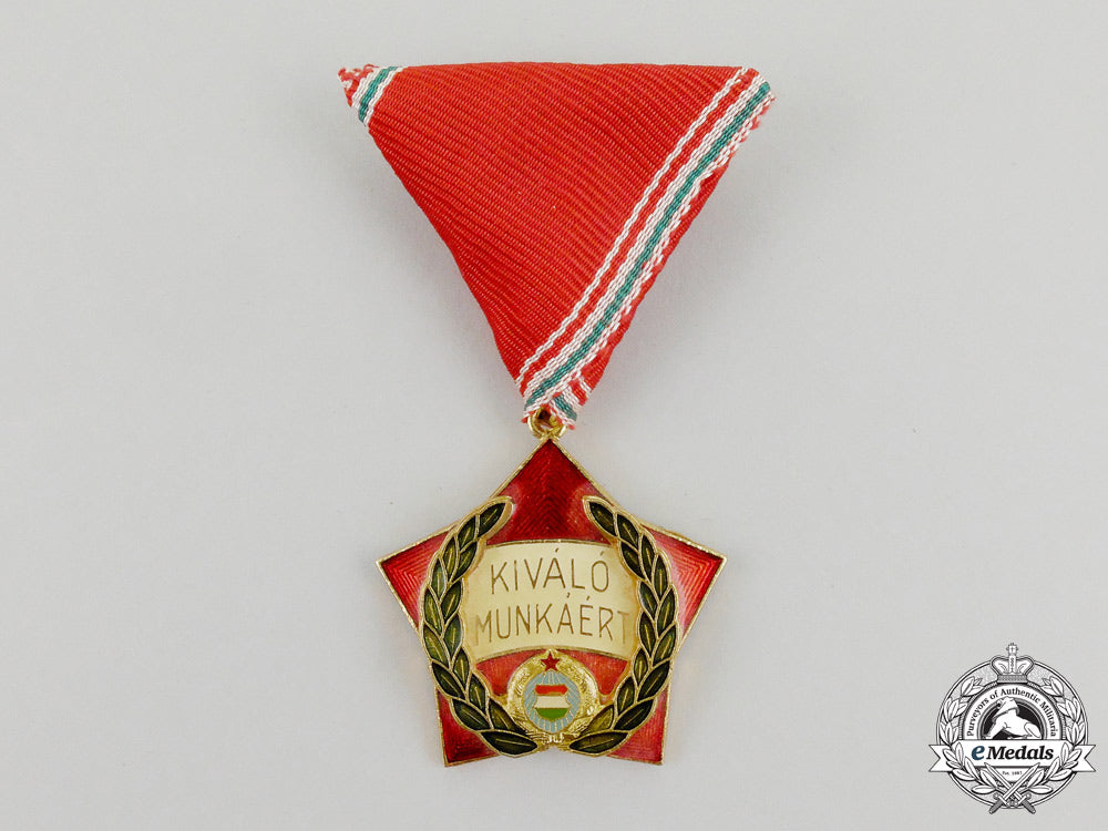 a_socialist_hungary_medal_for_outstanding_production_and_work_service_k_369_1