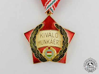 a_socialist_hungary_medal_for_outstanding_production_and_work_service_k_370_1