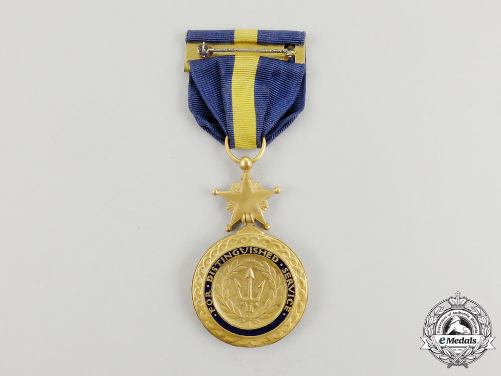a_second_war_american_navy_distinguished_service_medal_with_case_k_471_1
