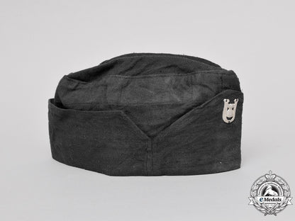 a_second_war_croatian_ustasha_corporal's_side_cap(_dorojnik)1941-1944_k_495_1