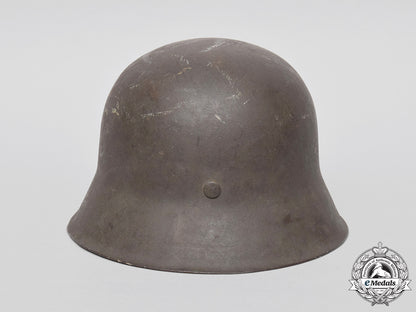 a_single_decal_m42_kriegsmarine_helmet_by_emaillierwerk_ag_of_fulda_k_576_1