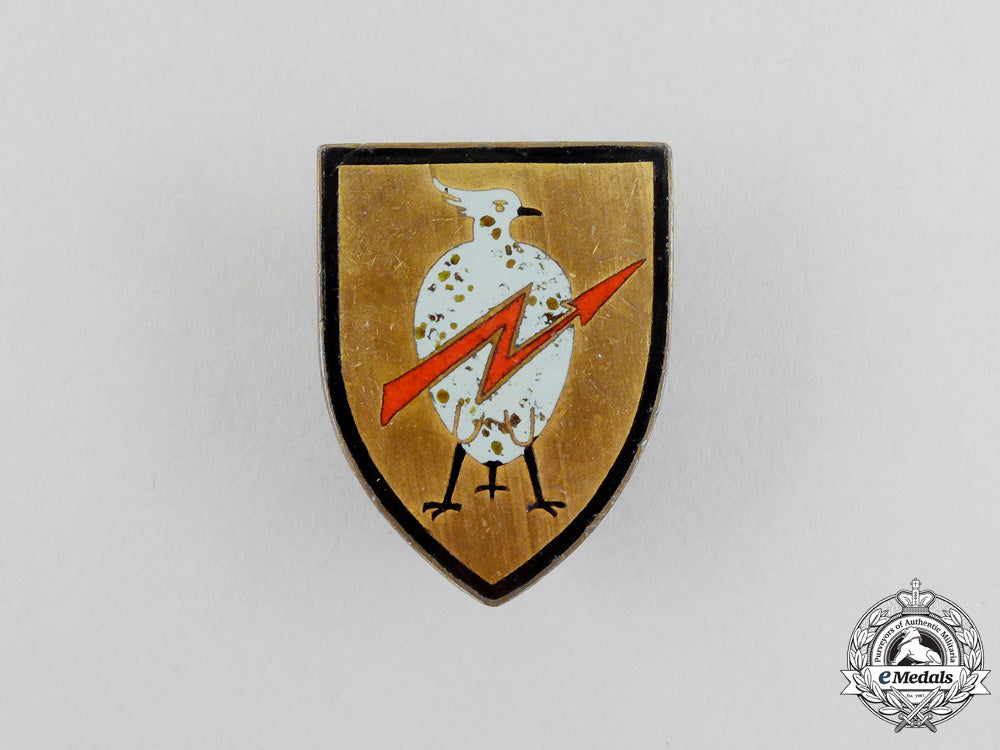 a_rare_luftwaffe_signals_unit_badge_with_wartime_photo_of_unit_members&_ordering_letters_k_849_1