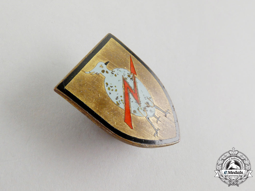 a_rare_luftwaffe_signals_unit_badge_with_wartime_photo_of_unit_members&_ordering_letters_k_851_1