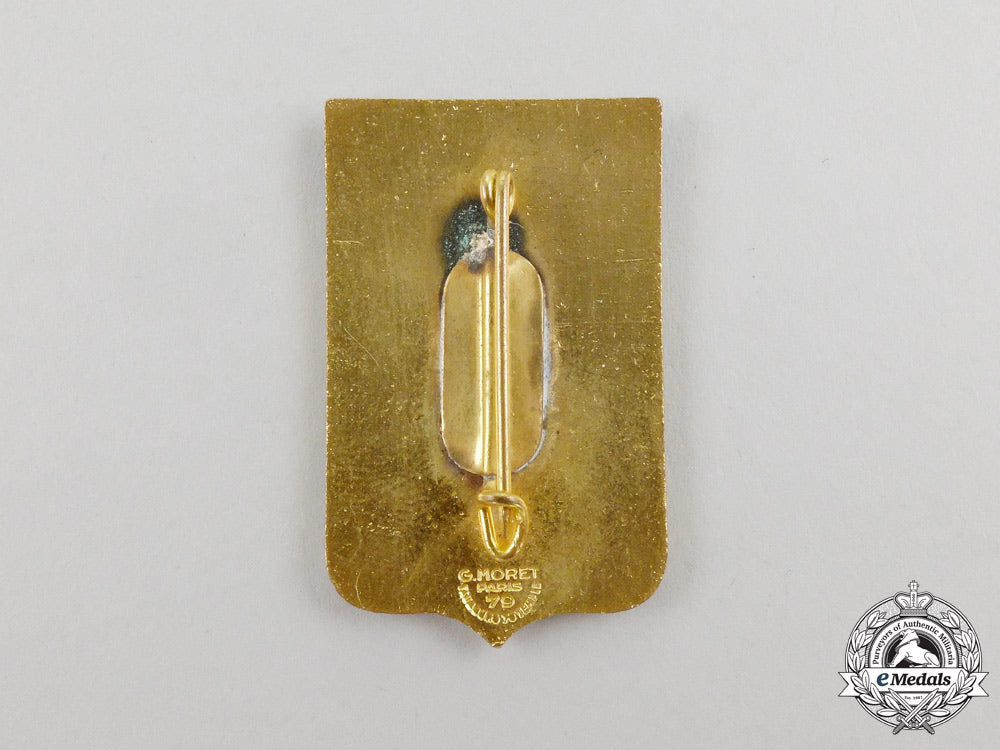 a_french_international_medical_association_of_notre-_dame_of_lourdes_badge,_cased_k_902_1