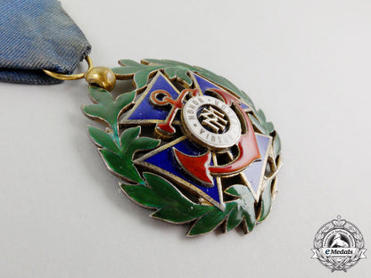 a_cuban_order_of_naval_merit;3_rd_class_officer_for_lieutenants_and_ensigns_k_978_1