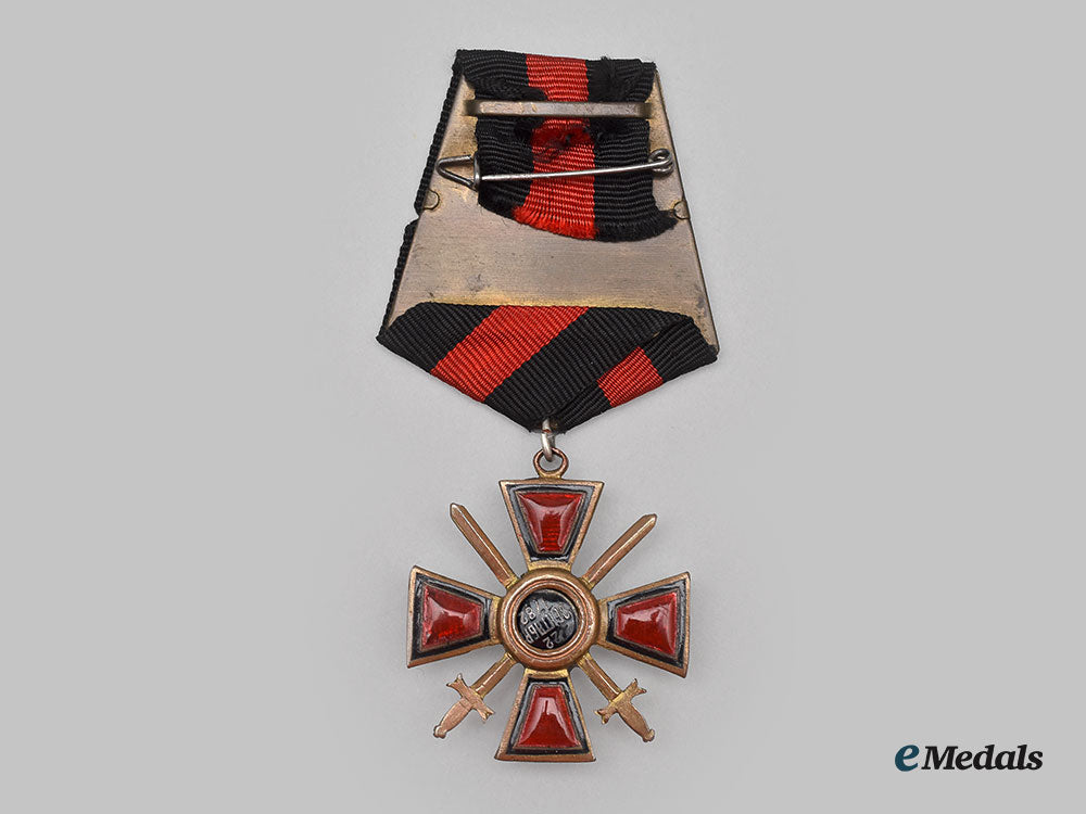 russia,_imperial._an_order_of_saint_vladimir,_military_division,_c.1925_l22__mnc4163_017