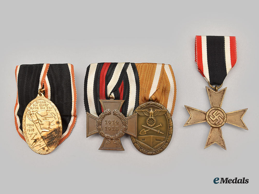 germany,_wehrmacht._a_mixed_lot_of_awards_l22__mnc4242_134_1