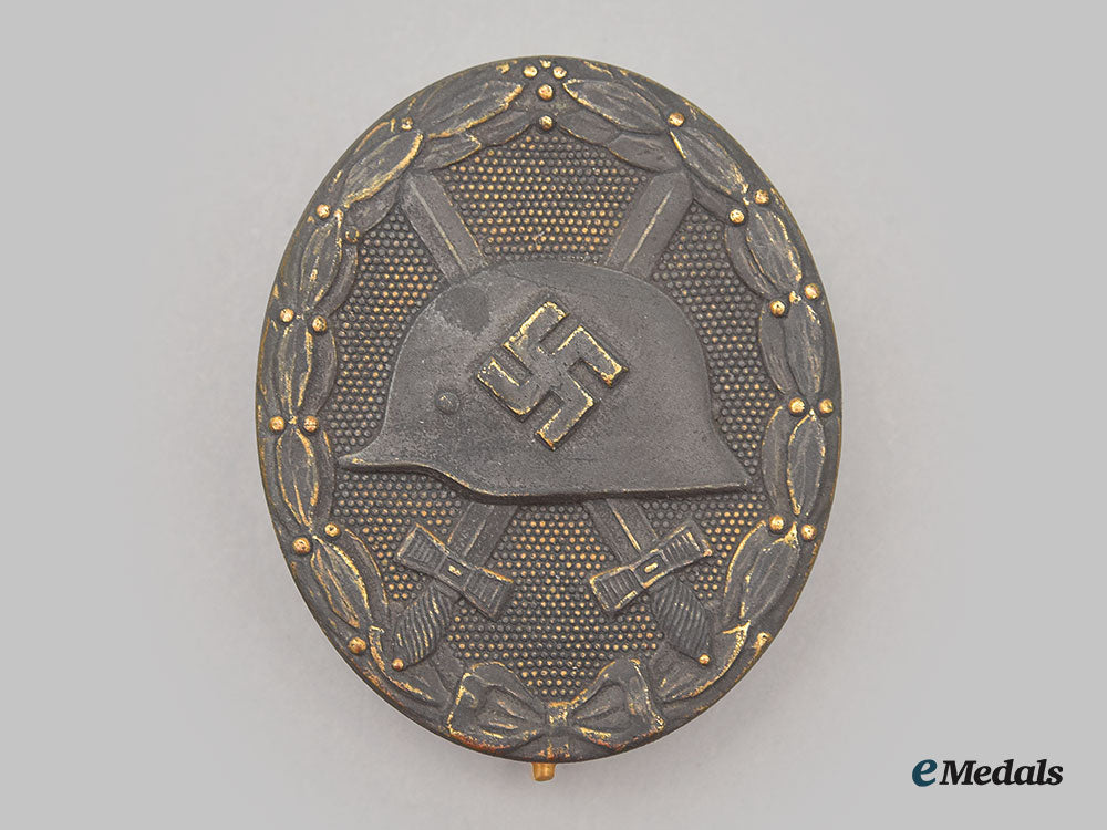 germany,_wehrmacht._a_gold_grade_wound_badge,_by_the_vienna_mint_l22__mnc4299_171