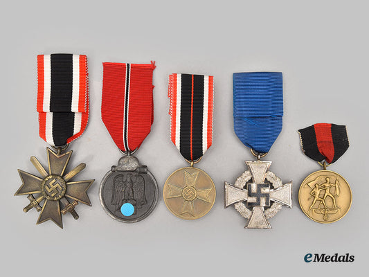 germany,_third_reich._a_mixed_lot_of_decorations_l22__mnc4672_094