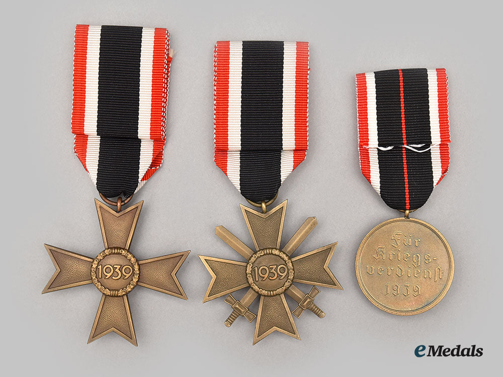 germany,_wehrmacht._a_lot_of_mint_war_merit_decorations_l22__mnc4676_039