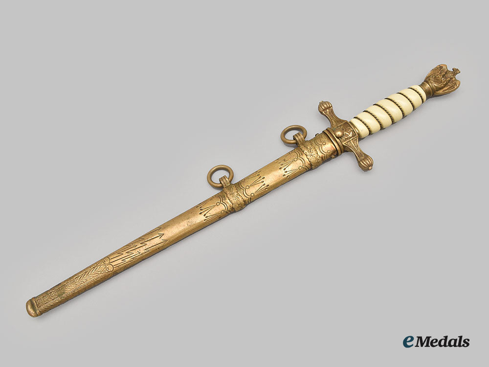 germany,_kriegsmarine._an_officer’s_dress_dagger,_by_carl_eickhorn_l22__mnc4717_061