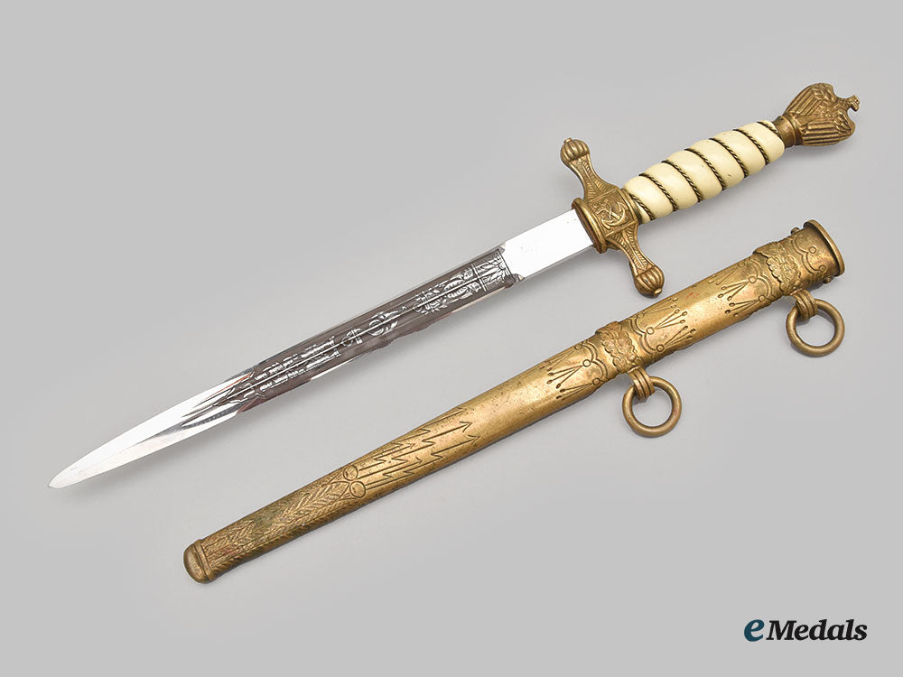 germany,_kriegsmarine._an_officer’s_dress_dagger,_by_carl_eickhorn_l22__mnc4719_063