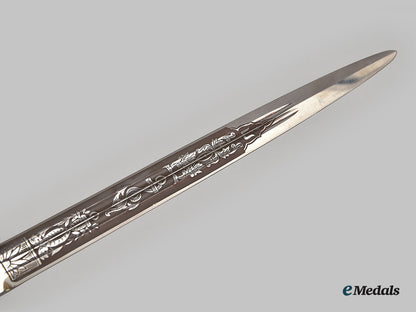 germany,_kriegsmarine._an_officer’s_dress_dagger,_by_carl_eickhorn_l22__mnc4724_066