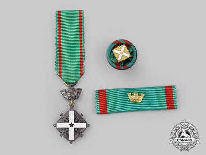 italy,_republic._an_order_of_merit_of_the_italian_republic,_commander_and_case_by_s._johnson_l22_l22_mnc9615_500_950_1