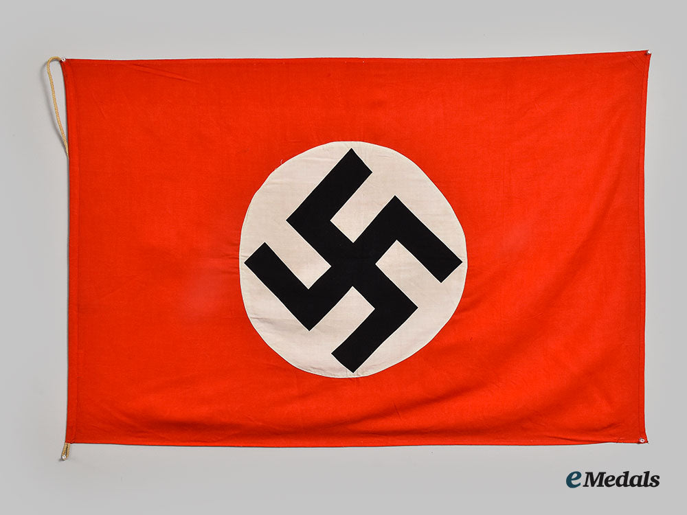 germany,_third_reich._a_pair_of_national_flags_l22_mnc0012_750