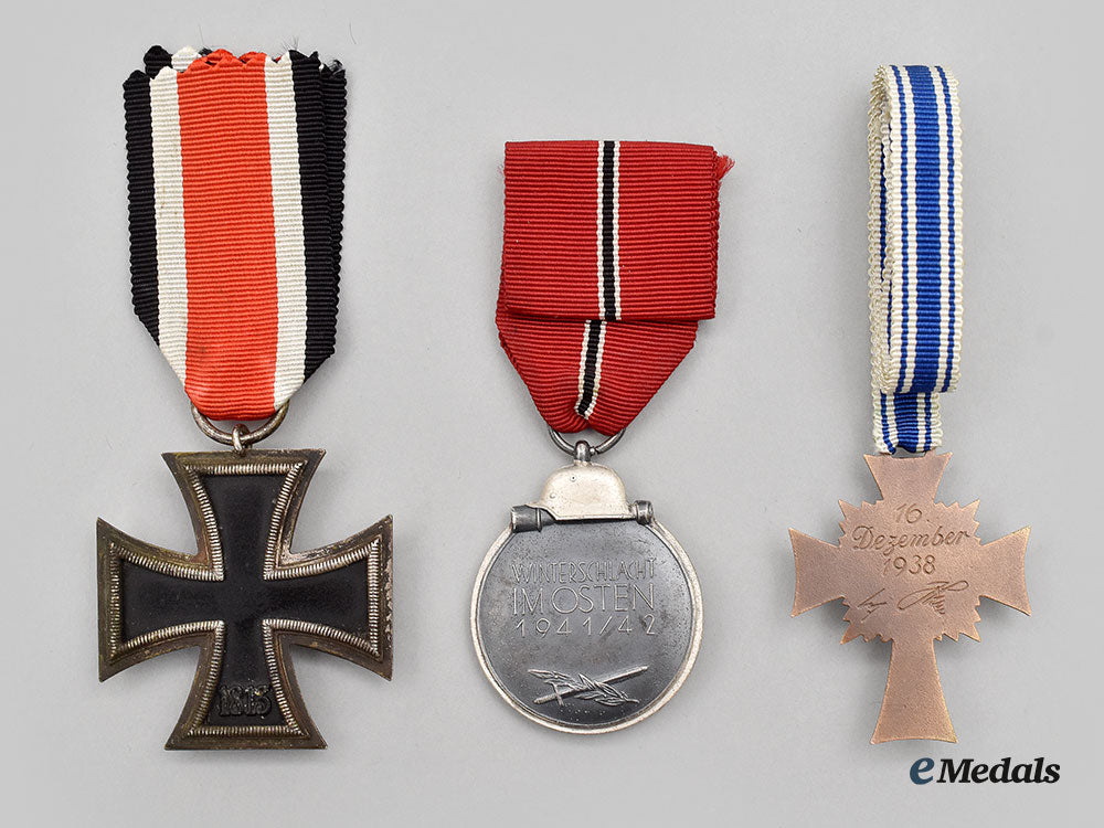 germany,_third_reich._a_mixed_lot_of_decorations_l22_mnc0021_253