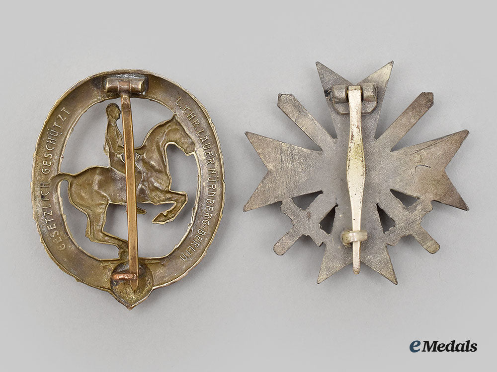 germany,_third_reich._a_pair_of_badges_l22_mnc0033_258