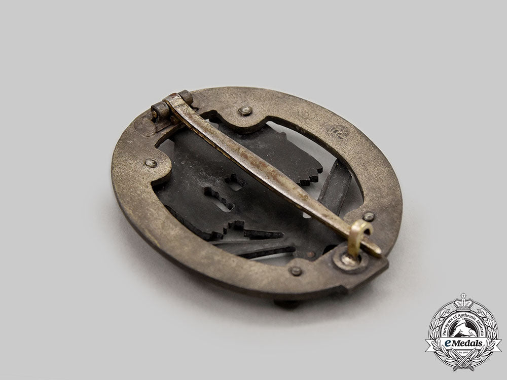 germany,_wehrmacht._a_rare_general_assault_badge,_special_grade25,_by_rudolf_karneth&_söhne_l22_mnc0035_262_1