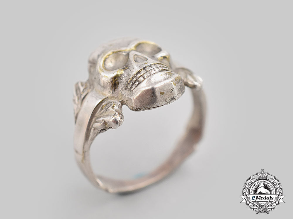 germany,_wehrmacht._a_totenkopf_ring_l22_mnc0040_112