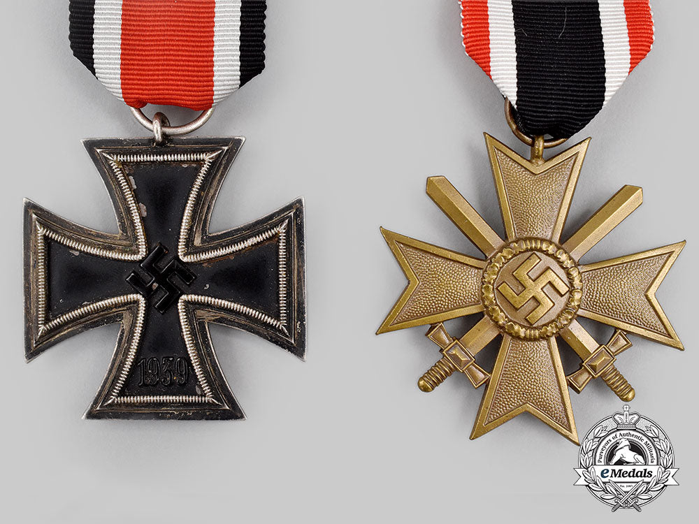 germany,_wehrmacht._a_pair_of_service_decorations_l22_mnc0060_124