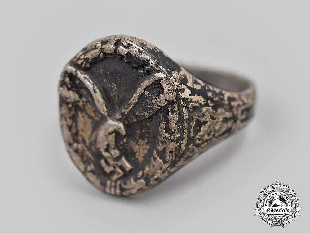 germany,_luftwaffe._a_pilot’s_badge_silver_ring_l22_mnc0070_128