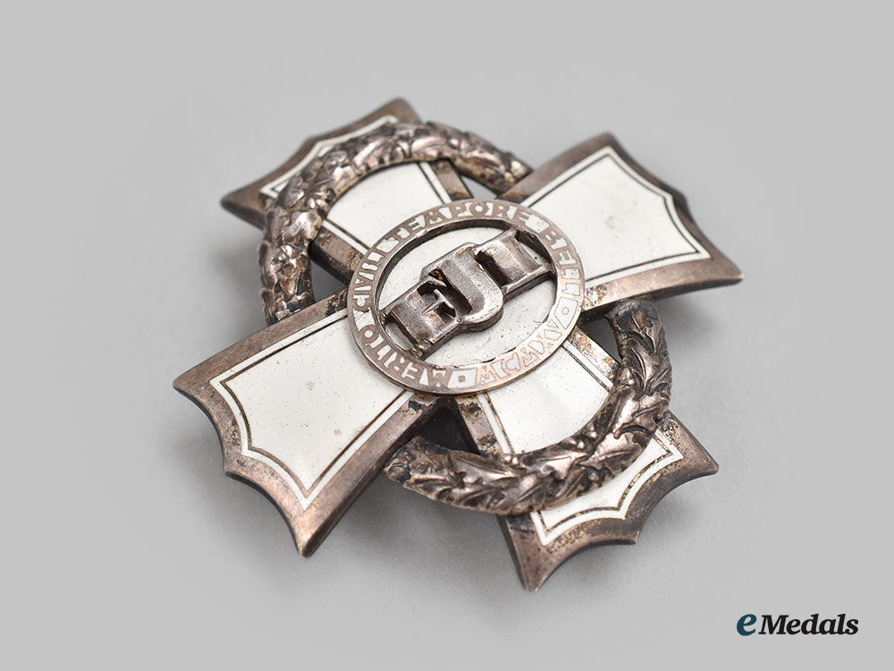 austria,_imperial._a_war_cross_for_civil_merit,_iii_class_cross,_by_rozet_and_fischmeister_l22_mnc0085_420