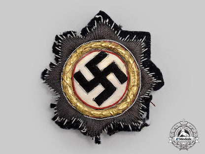 germany,_wehrmacht._a_german_cross_in_gold,_cloth_version_for_panzer_personnel_l22_mnc0101_144