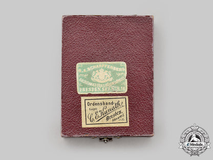 saxony,_kingdom._an_albert_order,_ii_class_knight’s_cross_with_swords_and_case,_by_g.a._scharffenberg,_c.1890_l22_mnc0115_953