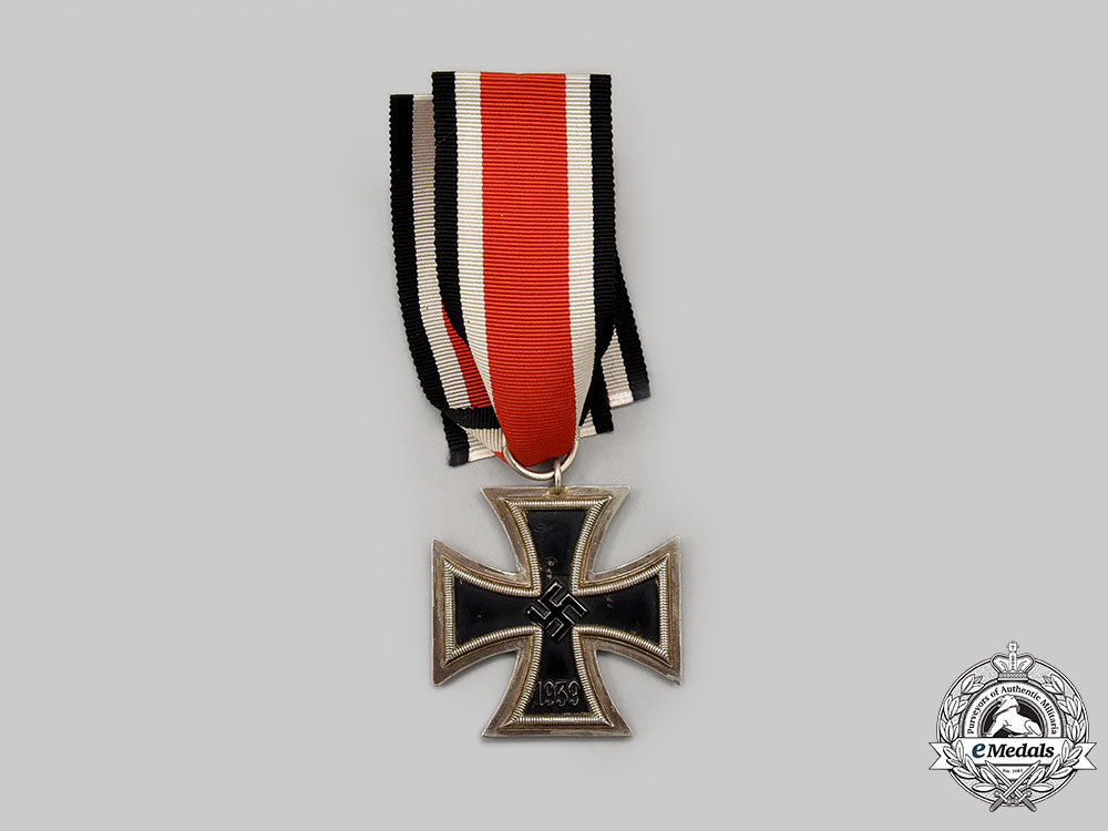 germany,_wehrmacht._a1939_iron_cross_ii_class,_by_franz_petzl_l22_mnc0127_287