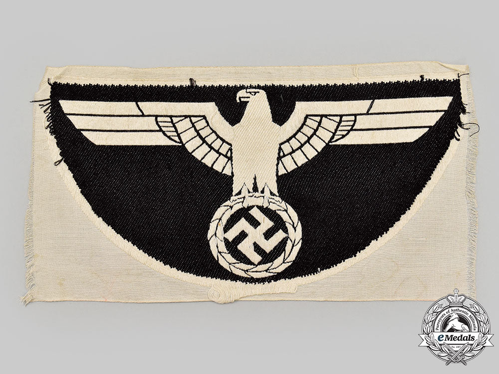 germany,_wehrmacht._a_pair_of_sports_shirt_insignia_l22_mnc0133_947_1